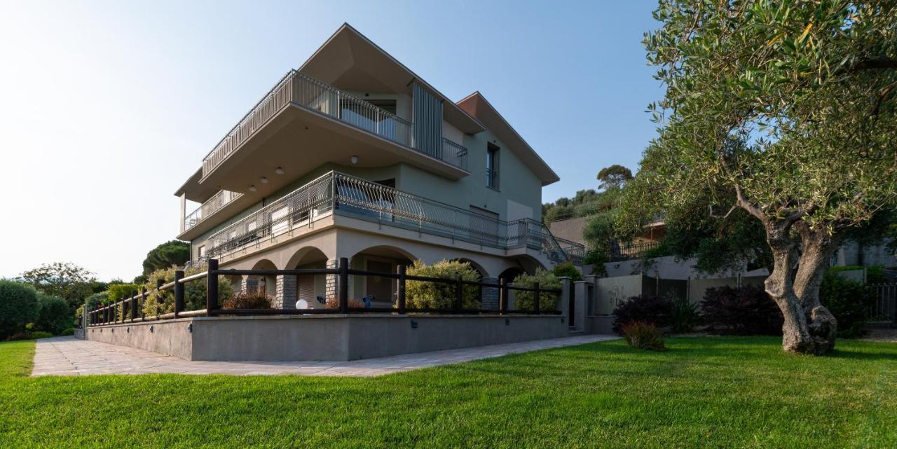 Villa Lea インペリア エクステリア 写真